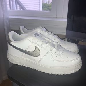 Nike Air Force 1 Grey Swoosh